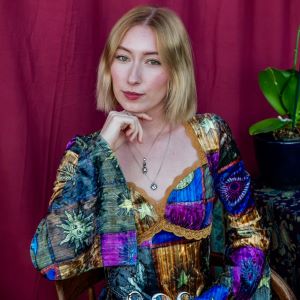 Portrait of Jasmine Green, vocal coach