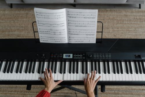 Digital piano keyboard